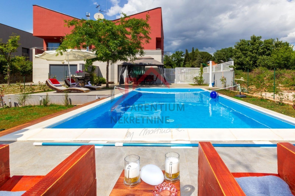 Appartamento POREČ, 500.000 €