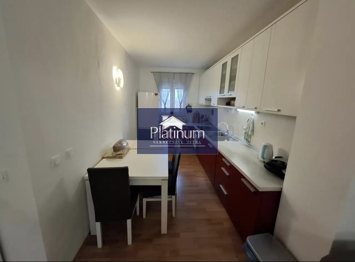 Istria, Pula apartment on the first floor with a terrace