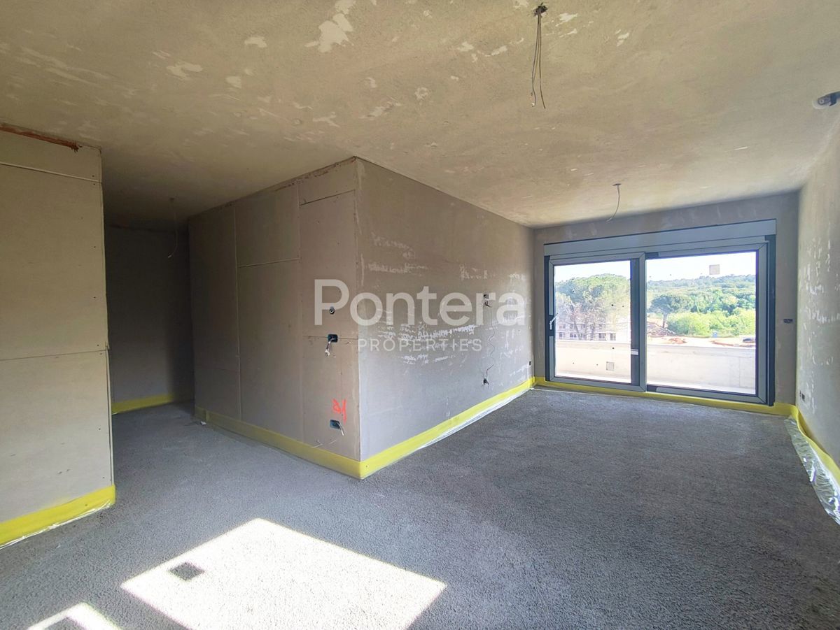 ISTRA, POREČ – Moderan stan na 3. katu | 78,10 m² | Daikin podno grijanje | Novogradnja | 800 m od mora