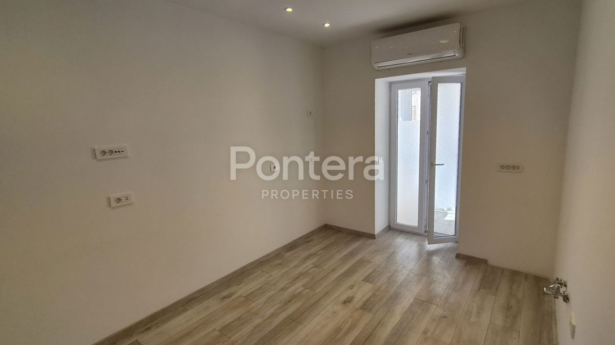 ISTRA, PULA strogi centar, 87m2, dvije stambene jedinice