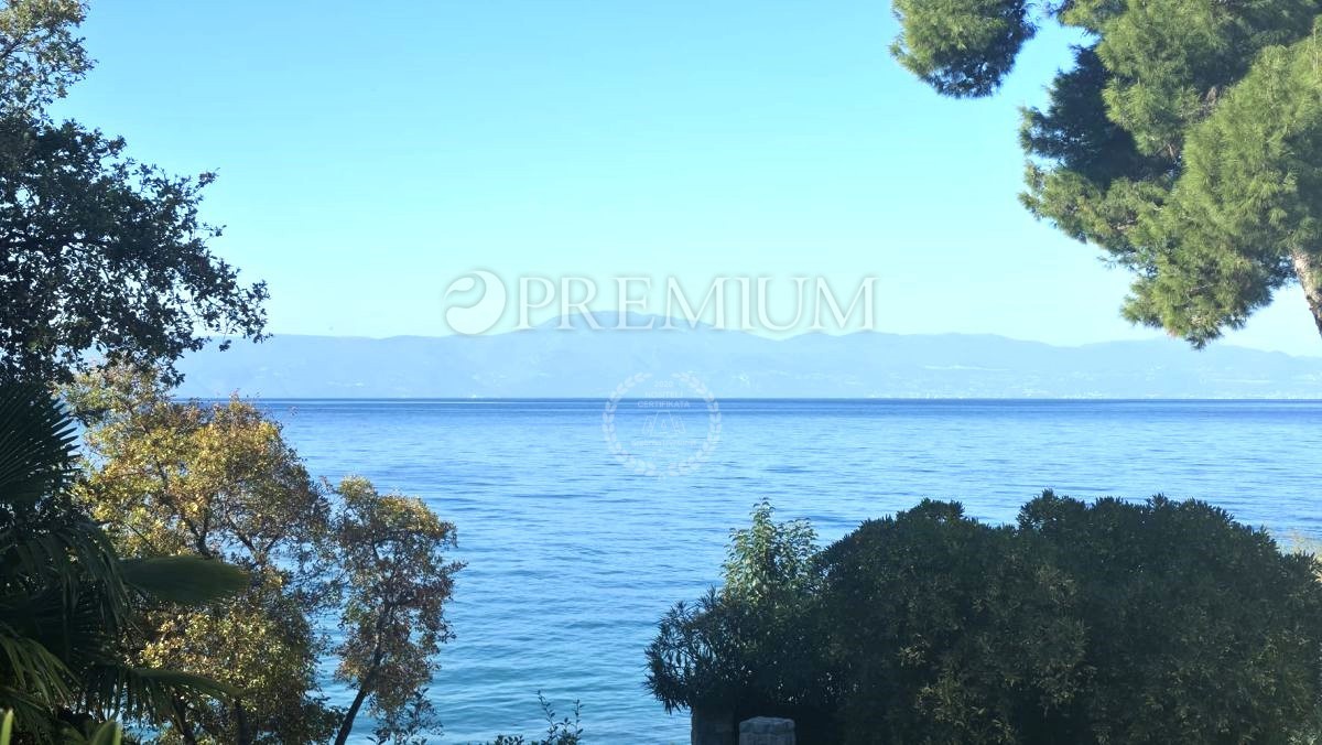 Участок KRK, 1.380.000 €