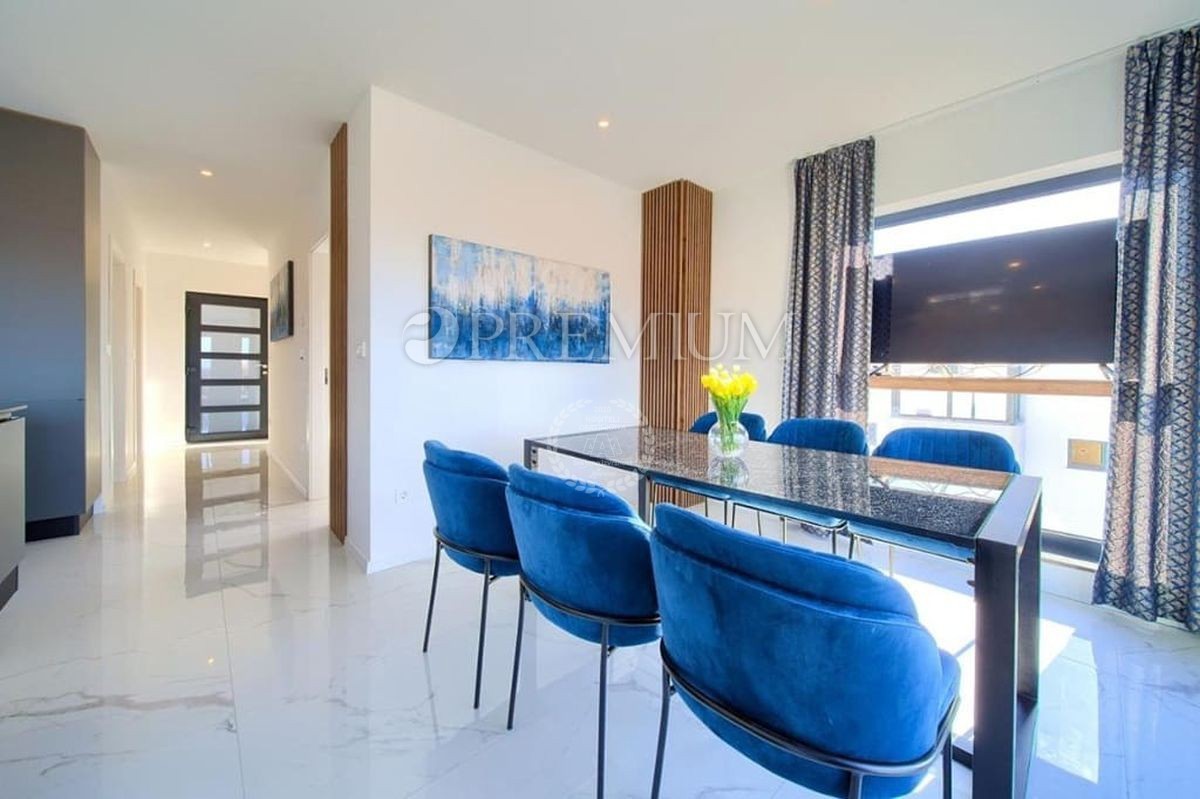 Malinska, penthouse s pogledom na more! – 2