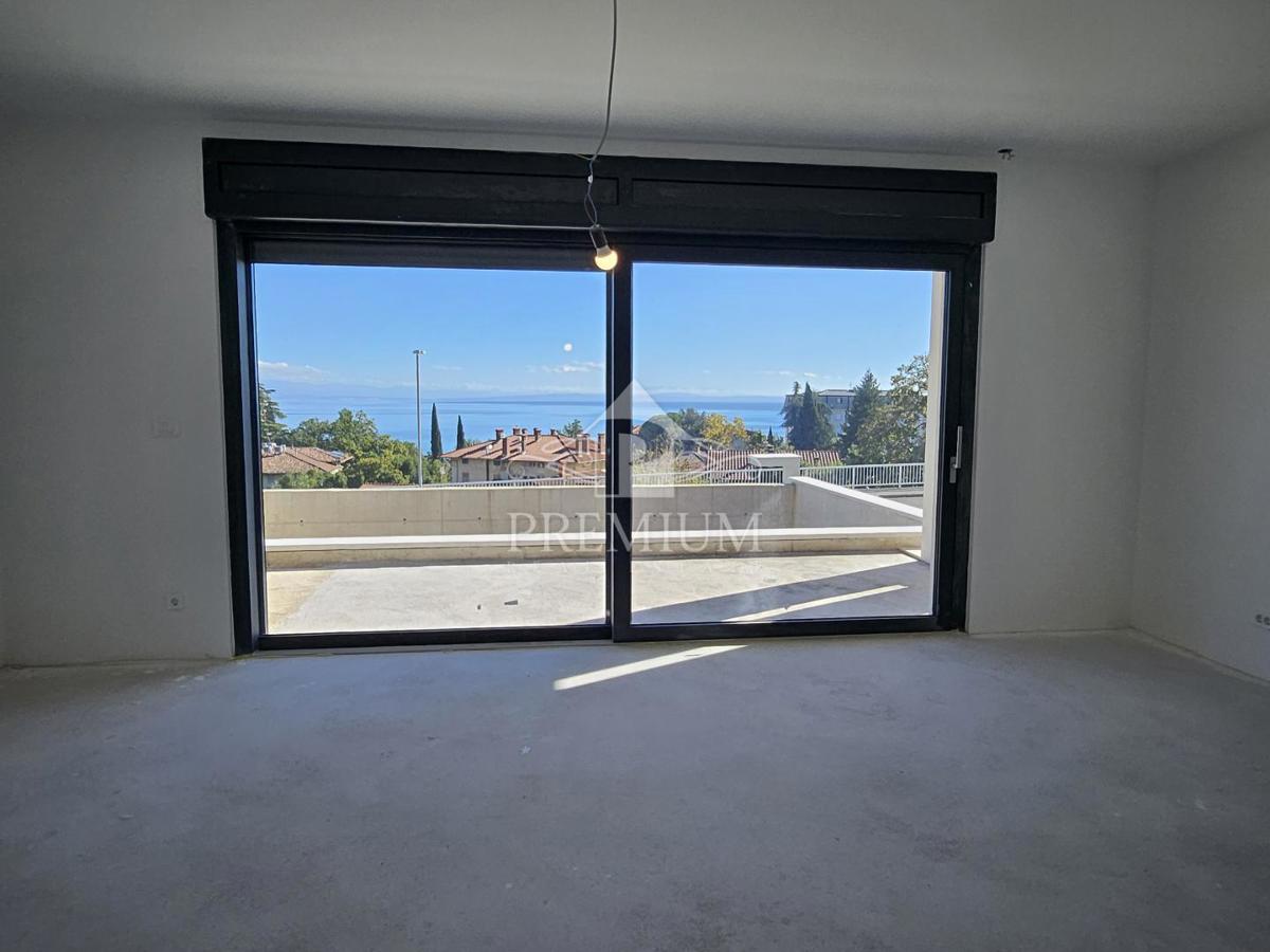 Appartamento LOVRAN, 1.100.000 €