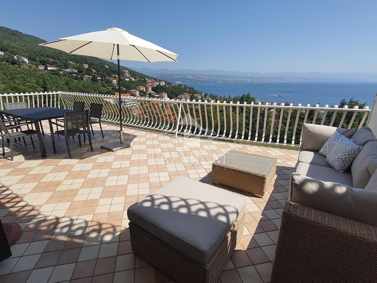 Квартира OPATIJA, 1.700 €