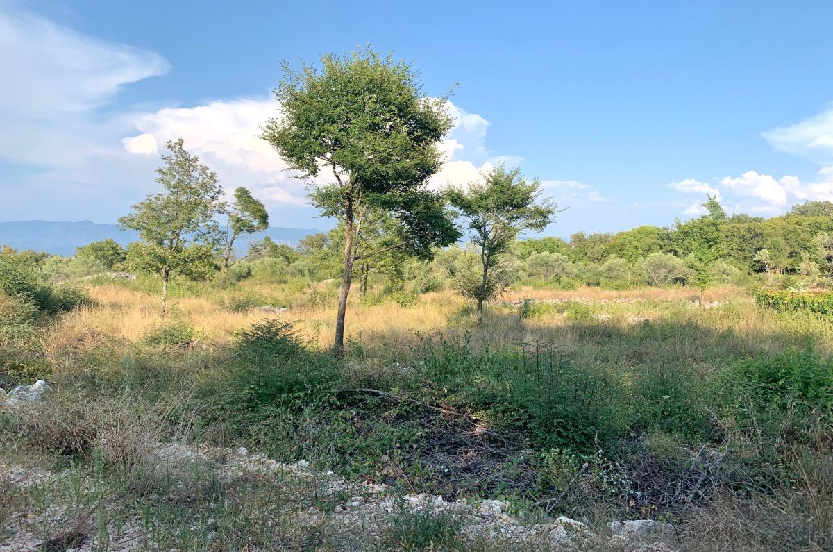 Участок KRK, 182.000 €