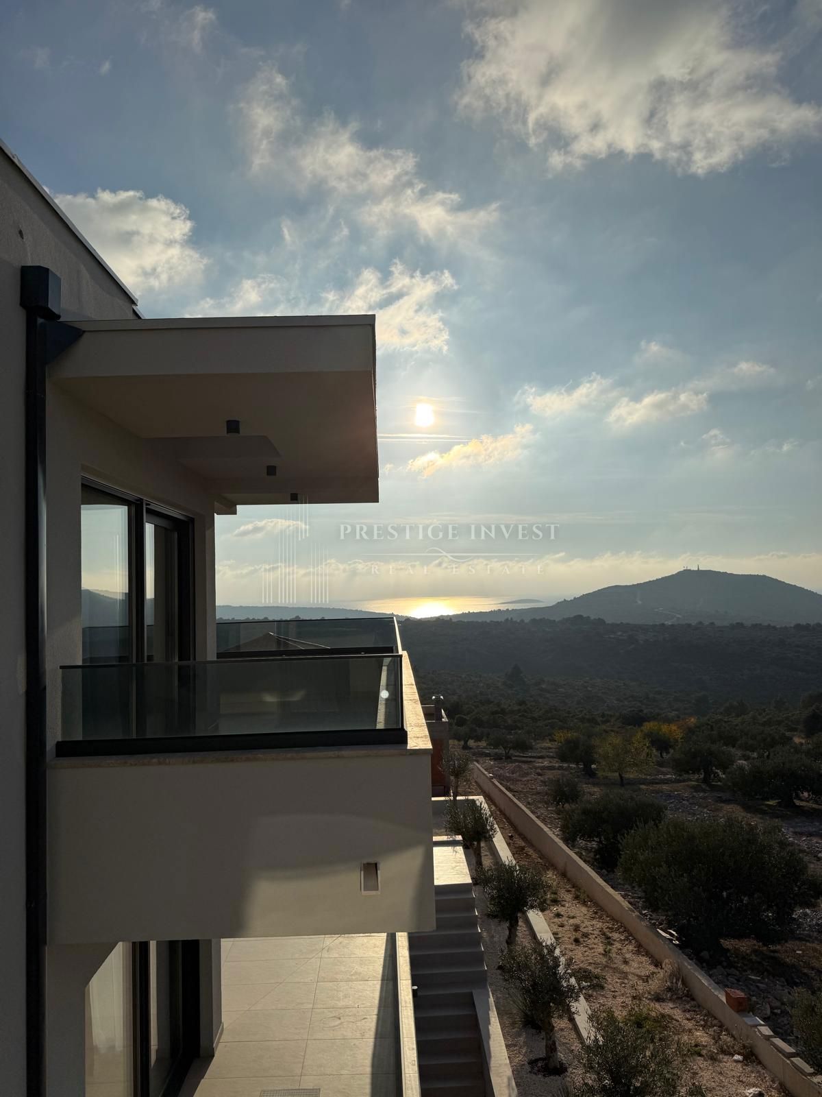 Дом PRIMOŠTEN, 1.800.000 €