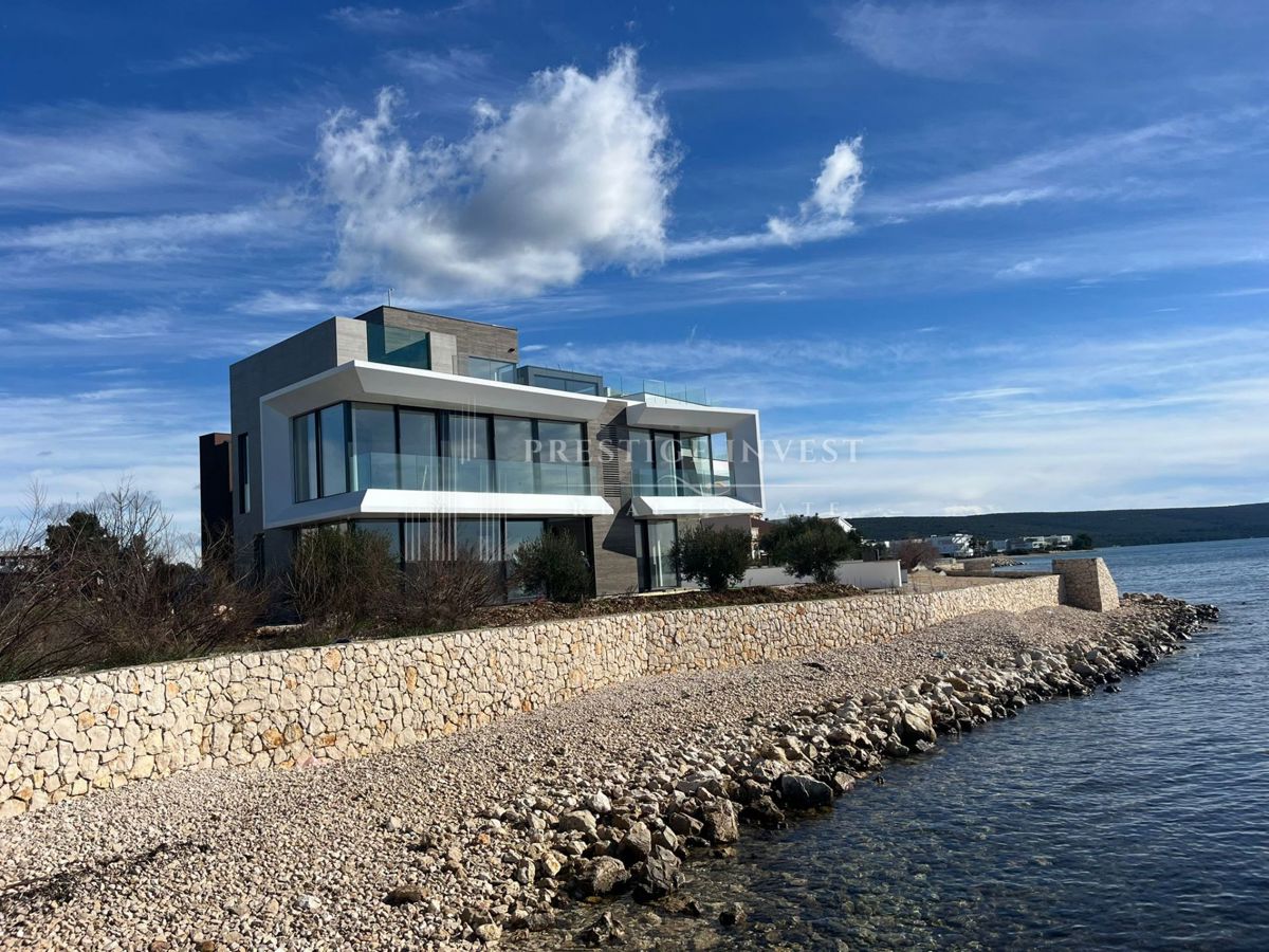 Дом SUKOŠAN, 100 €