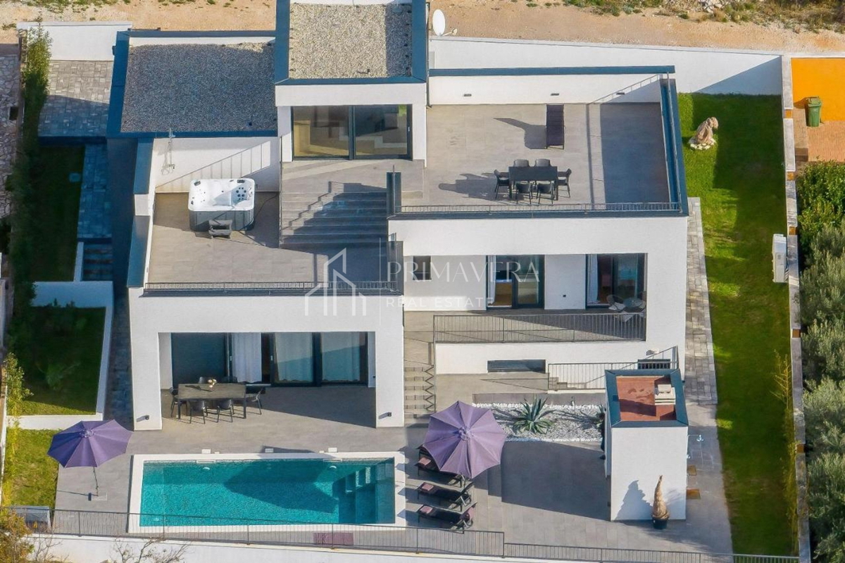 Casa JASENICE, 780.000 €