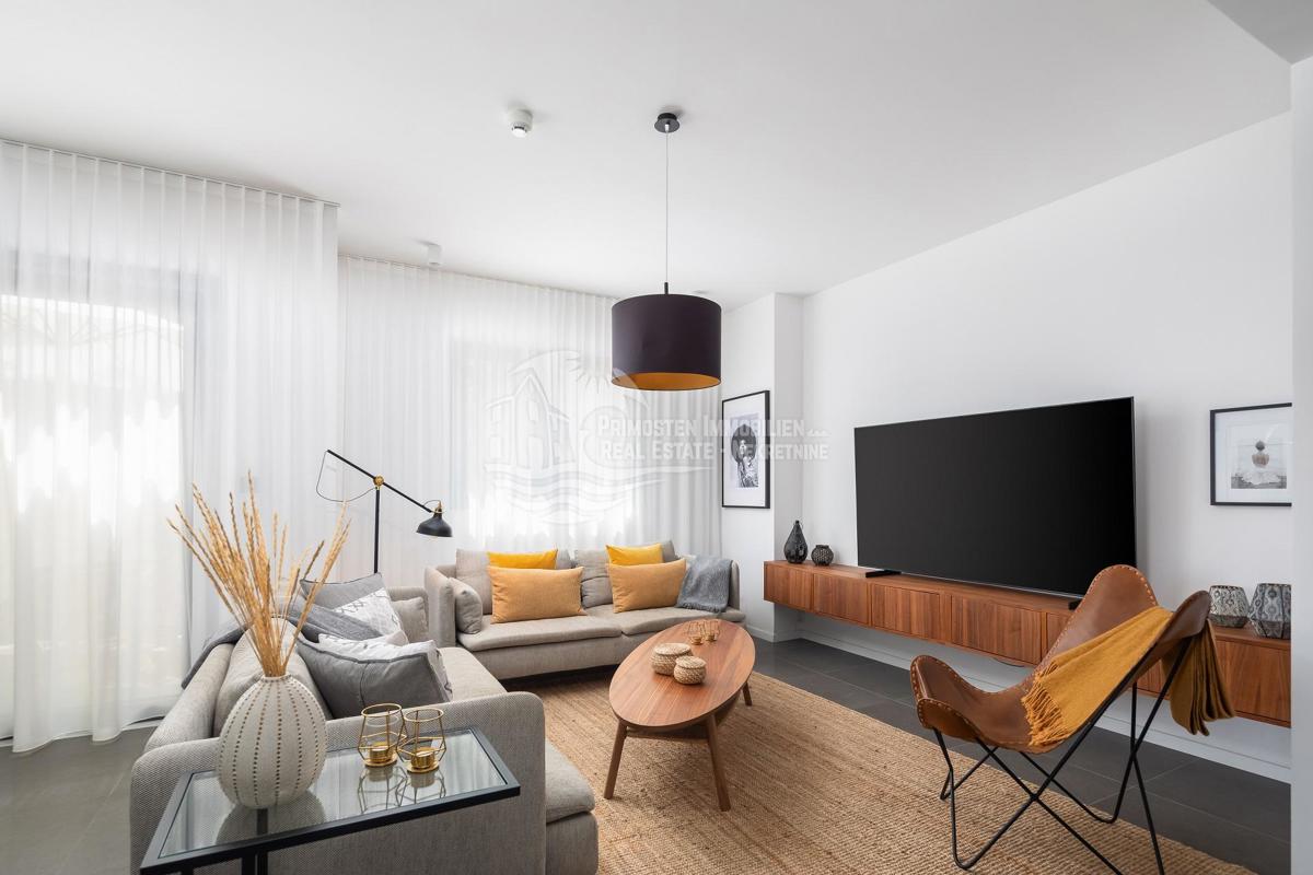 Okrug/Luksuzna vila 30 m od mora – 3