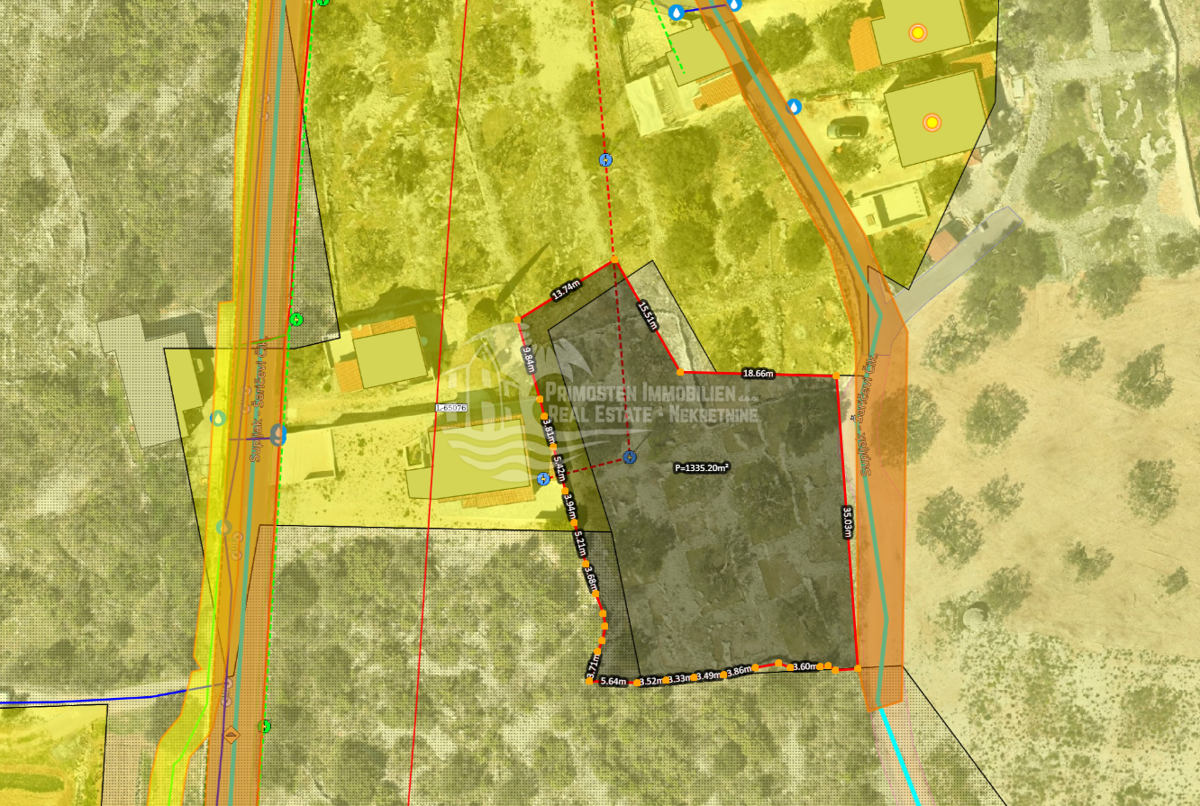 Primošten/ 1476 m² großes Grundstück mit Meerblick – 2