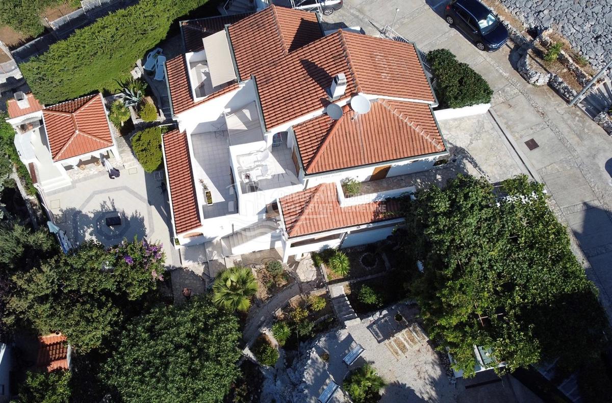 PRIMOŠTEN