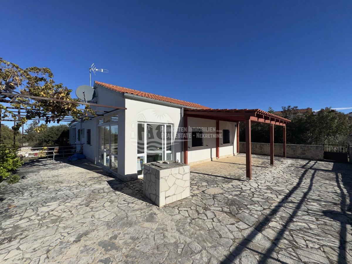 Casa PRIMOŠTEN, 245.000 €