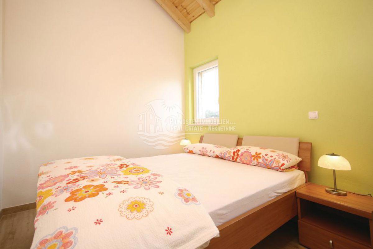 PRIMOŠTEN