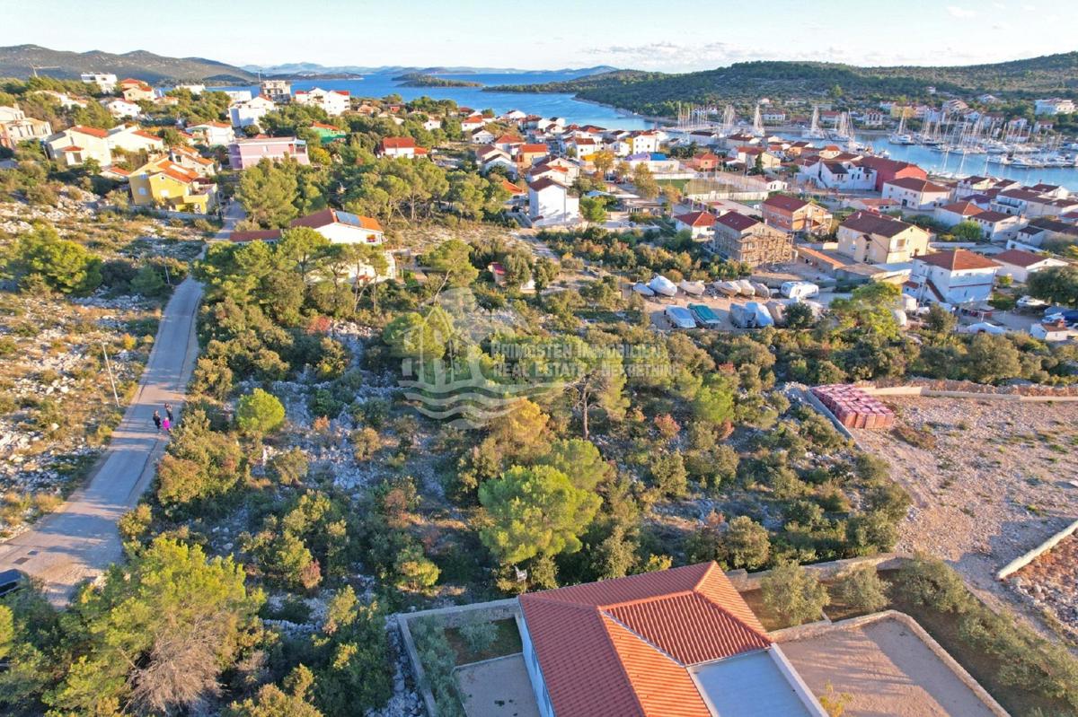 Zemljišče Murter – 2