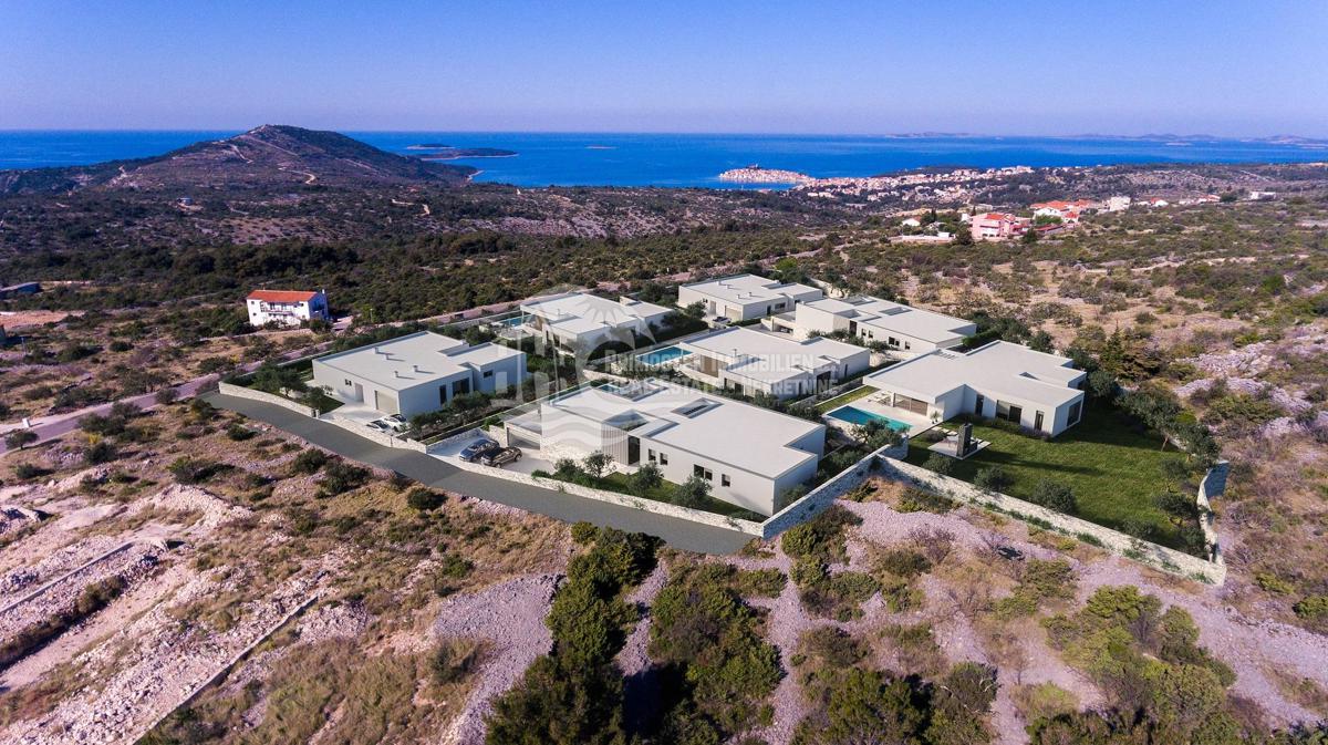 Primošten/Luksuzna vila sa bazenom M6 – 2