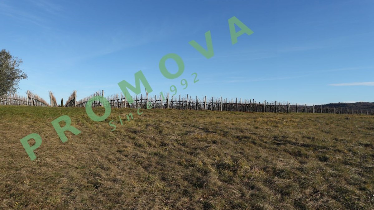 Участок BUJE, 180.000 €