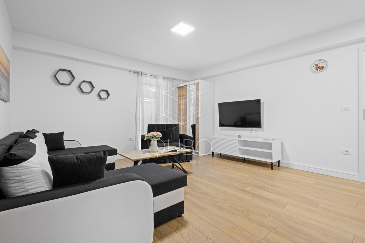 Appartamento MEDULIN, 600 €