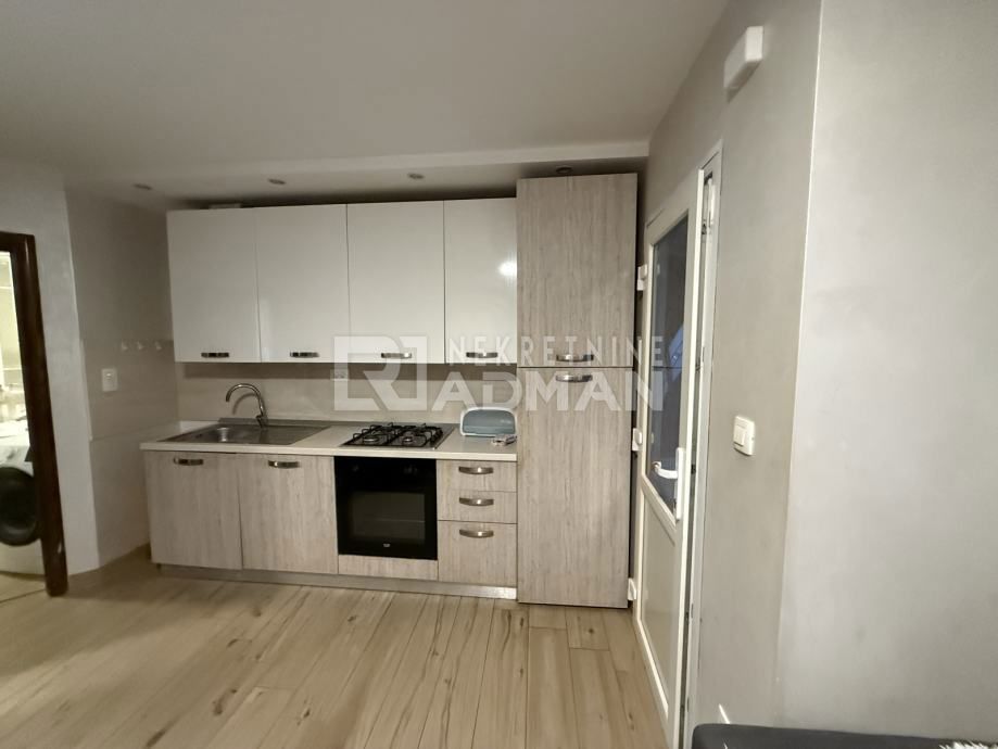 Appartamento SOLIN, 600 €