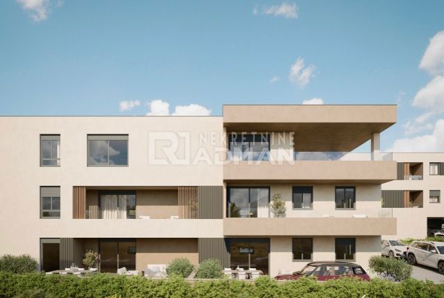 Appartamento PODSTRANA, 200.000 €