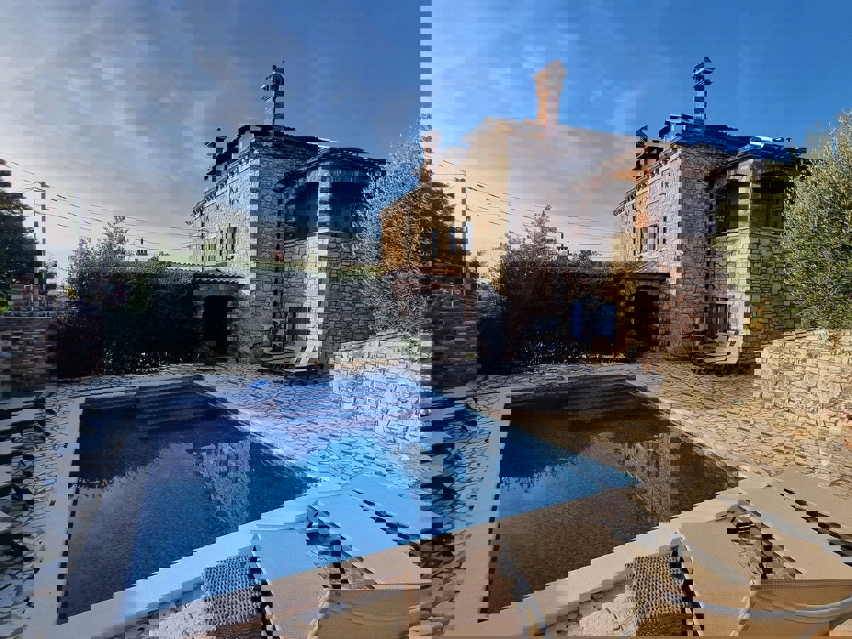 Дом POREČ, 450.000 €