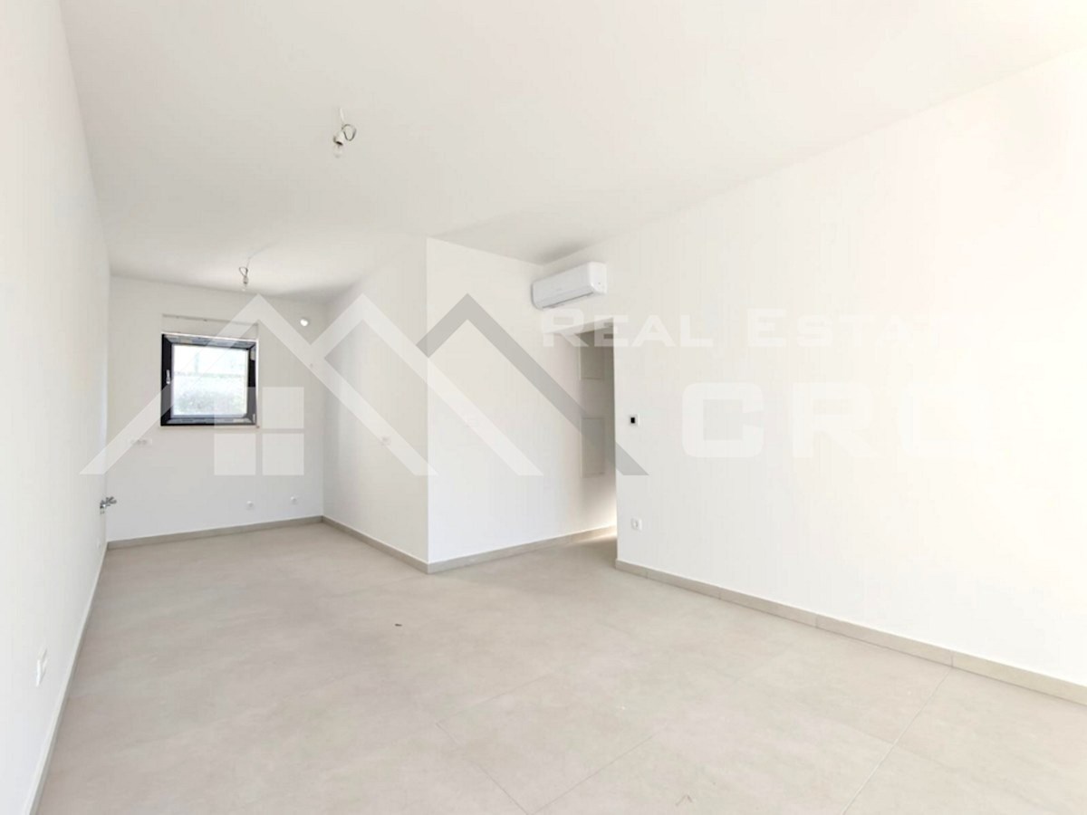 Appartamento ČIOVO, 350.000 €