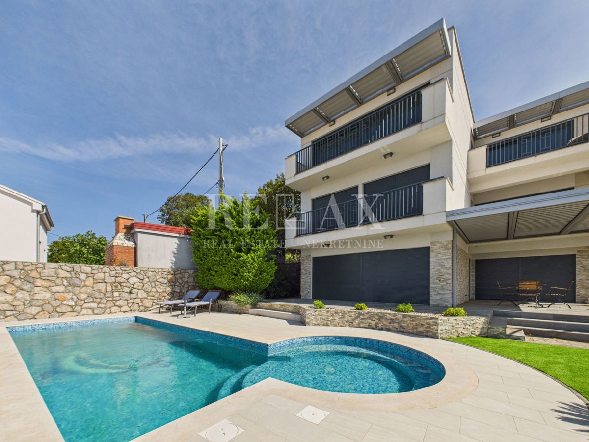 Дом NOVI VINODOLSKI, 850.000 €