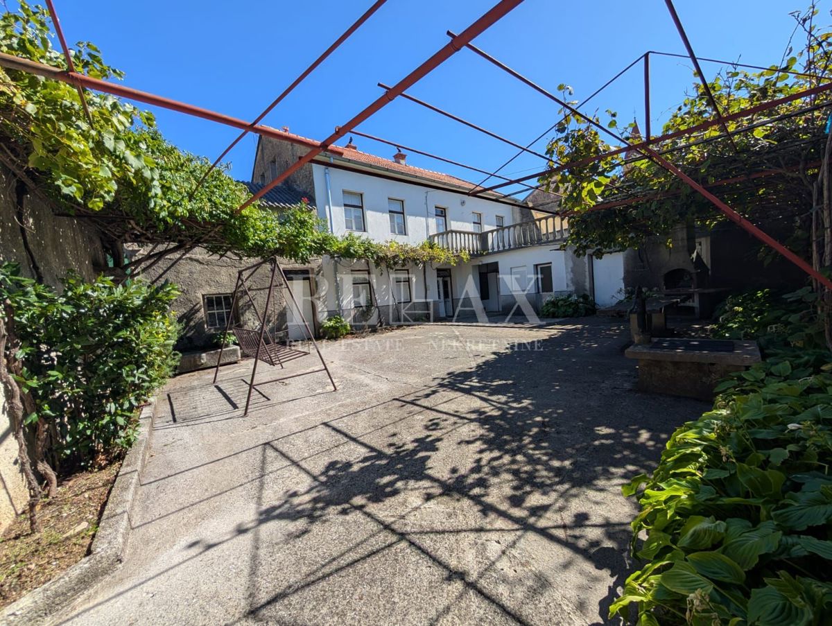Дом VINODOLSKA OPĆINA, 242.000 €