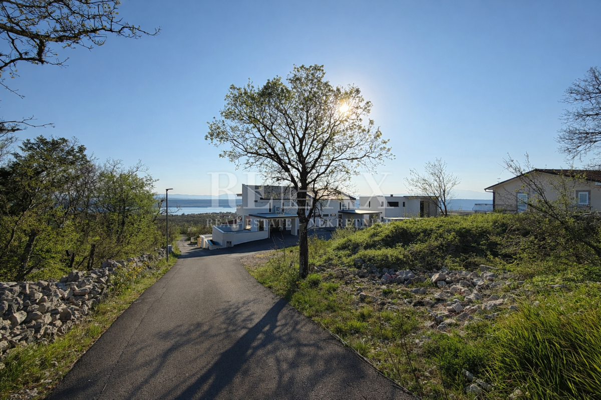 Участок CRIKVENICA, 92.000 €