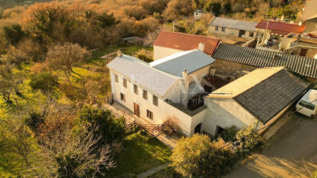 Дом VINODOLSKA OPĆINA, 365.000 €