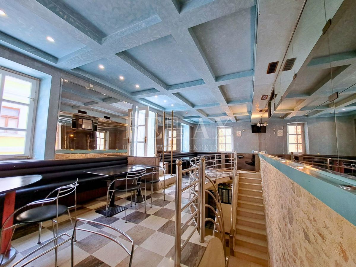 Коммерческая площадь NOVI VINODOLSKI, 450.000 €