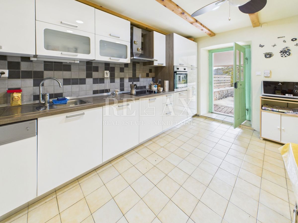 Дом VINODOLSKA OPĆINA, 210.000 €