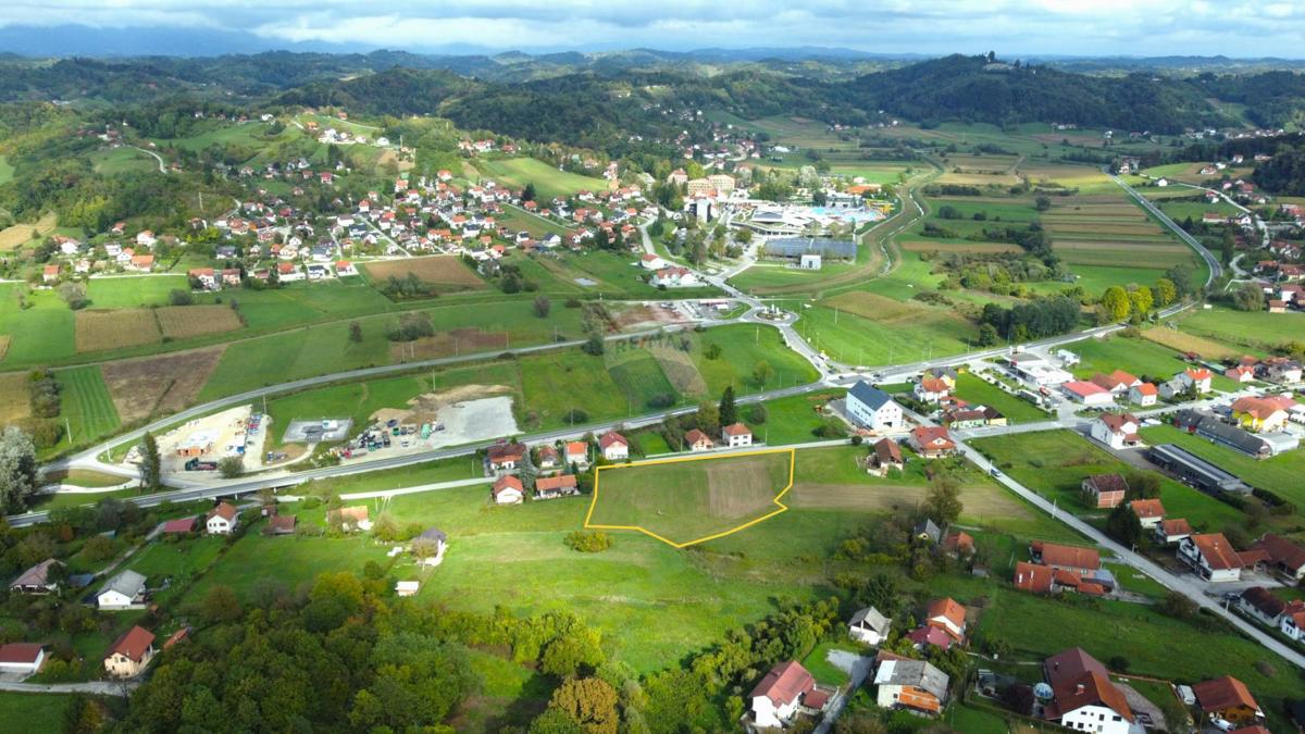 Участок TUHELJ, 295.000 €