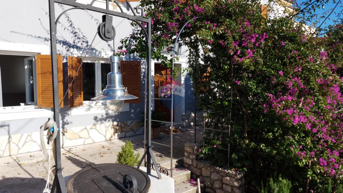 Casa KOSTRENA, 675.000 €