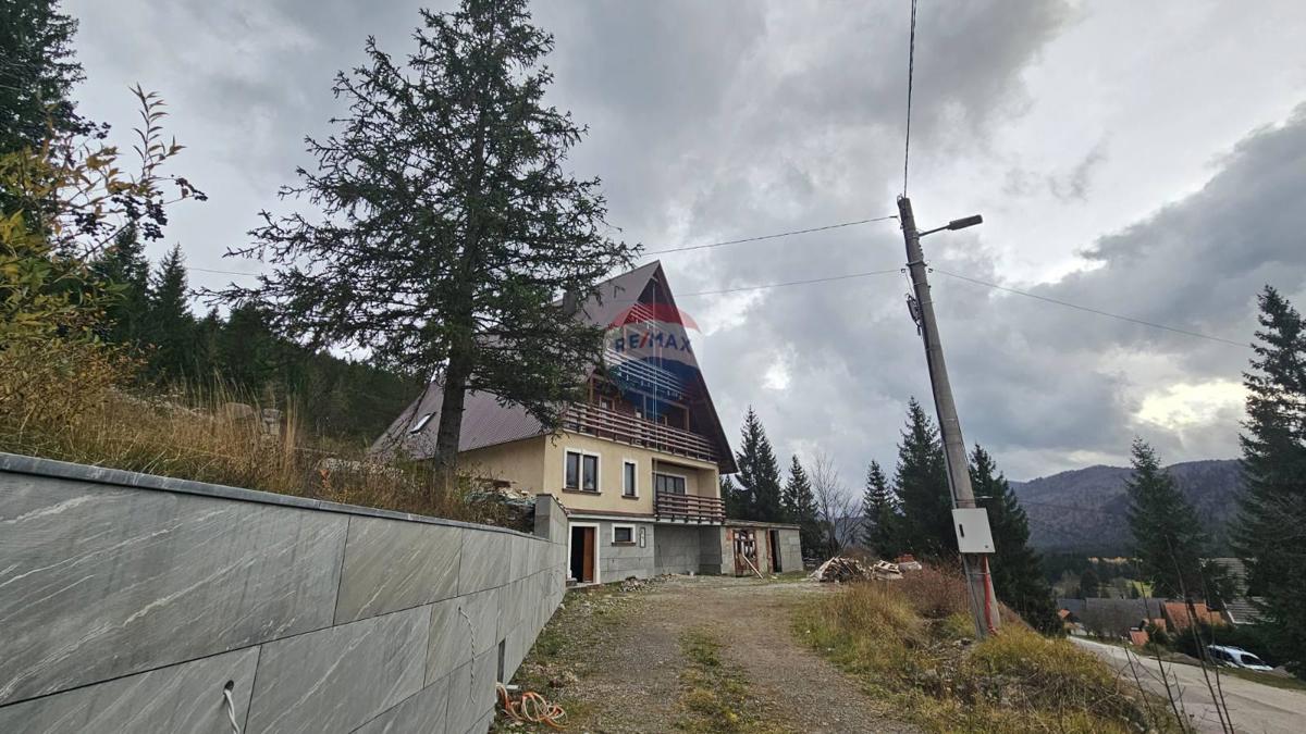 Casa RAVNA GORA, 420.000 €