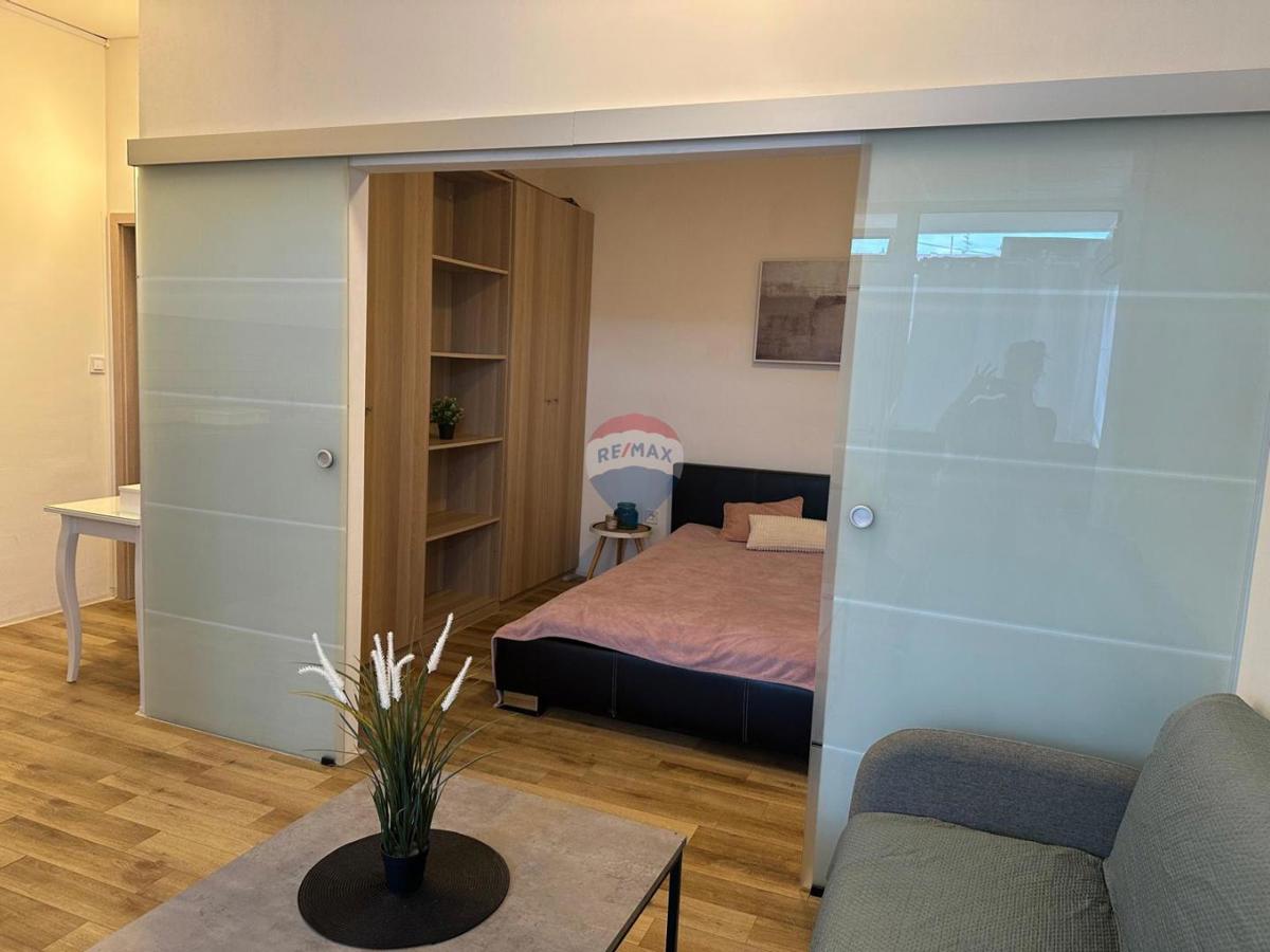 Коммерческая площадь ZAGREB, 165.000 €