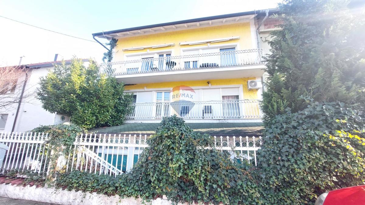 Дом ZAGREB, 790.000 €