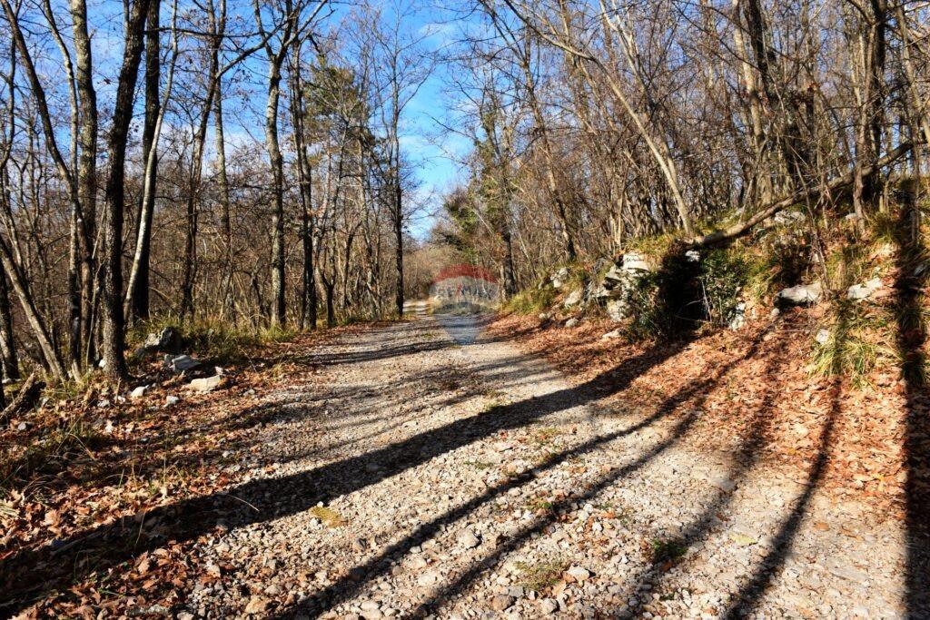 Участок KASTAV, 16.000 €