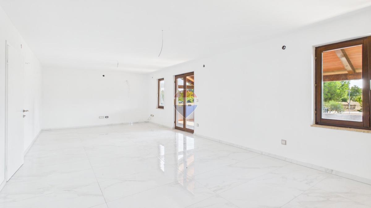 Istra, Poreč okolica - dvosoban stan 80m2 1.kat