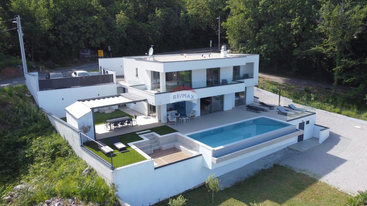 Дом LOVRAN, 1.300.000 €