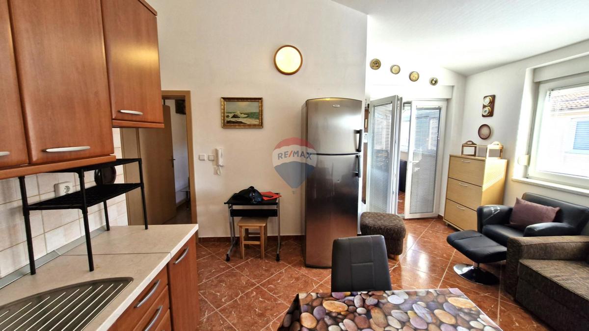 Appartamento MEDULIN, 800 €