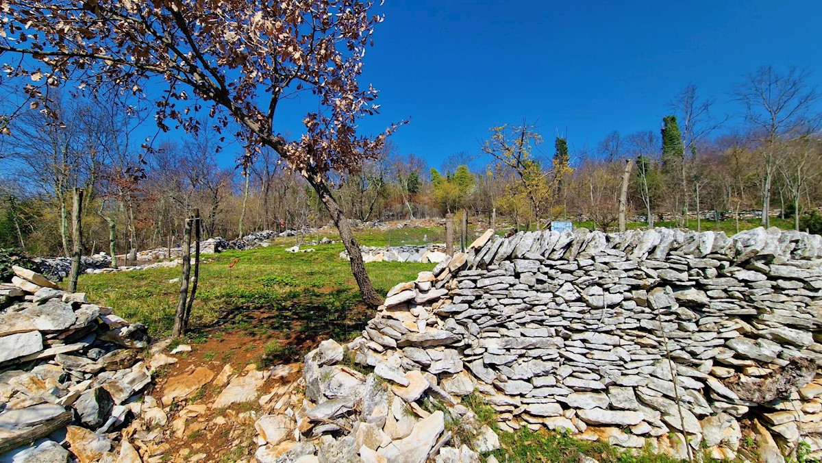 ZAVRŠJE