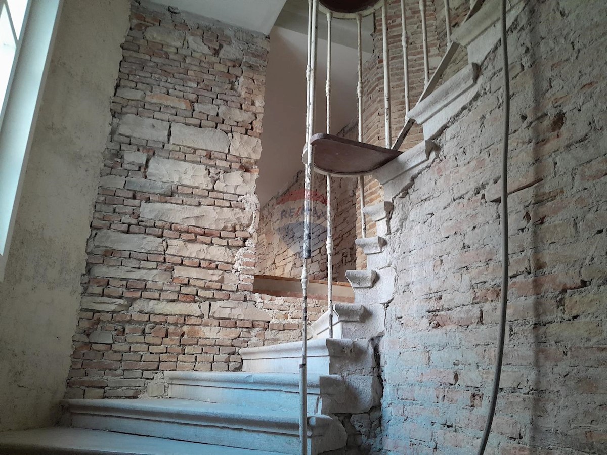 PULA