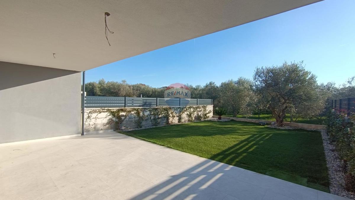 Appartamento NOVIGRAD, 330.000 €