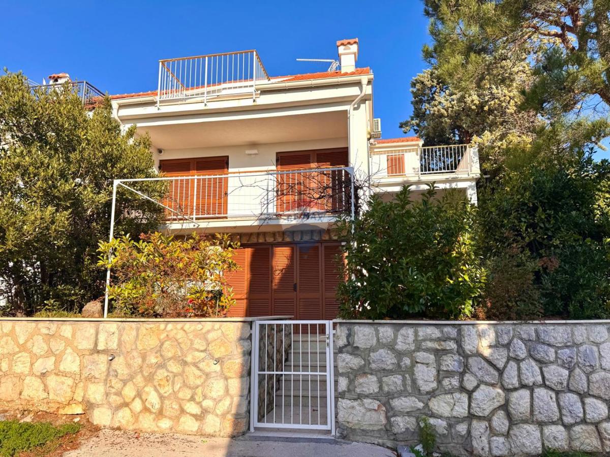 Дом NOVI VINODOLSKI, 700.000 €