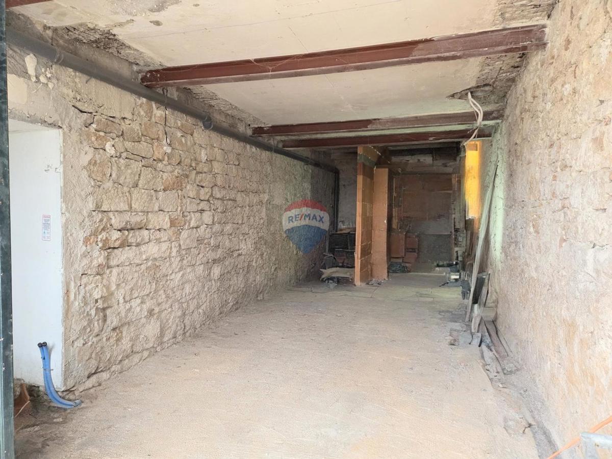 Коммерческая площадь ROVINJ, 40.000 €