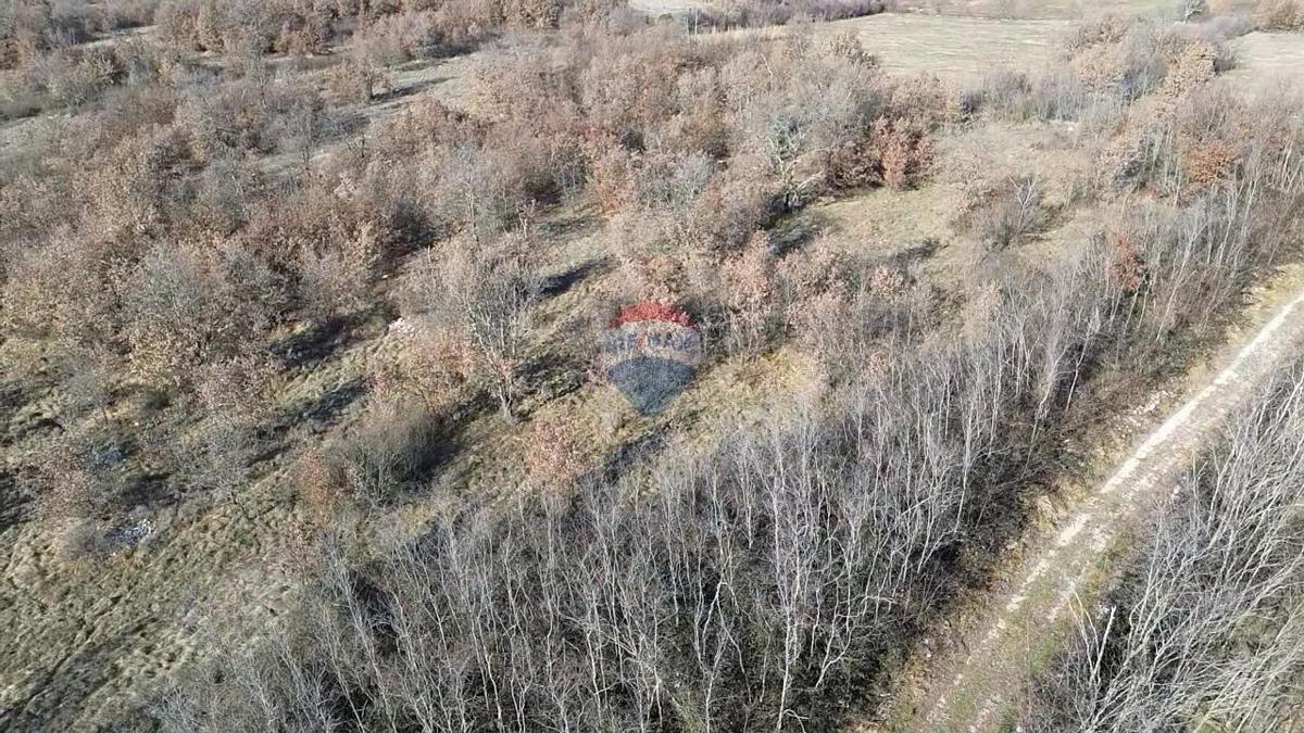 Участок POREČ, 142.000 €