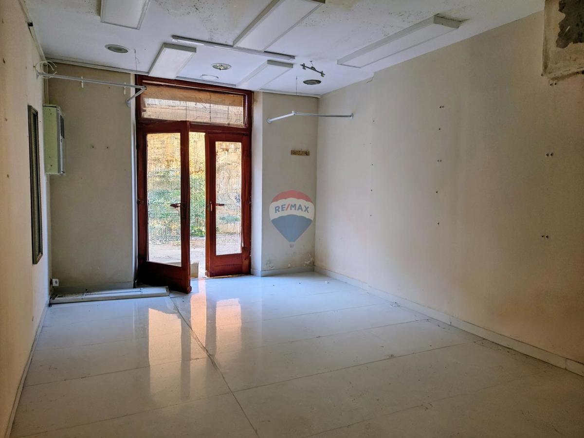 Коммерческая площадь ROVINJ, 2.500 €