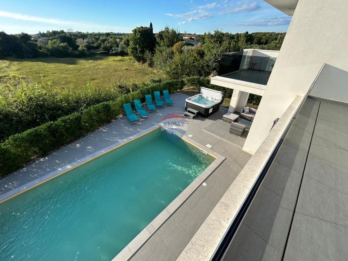 Casa VODNJAN, 720.000 €