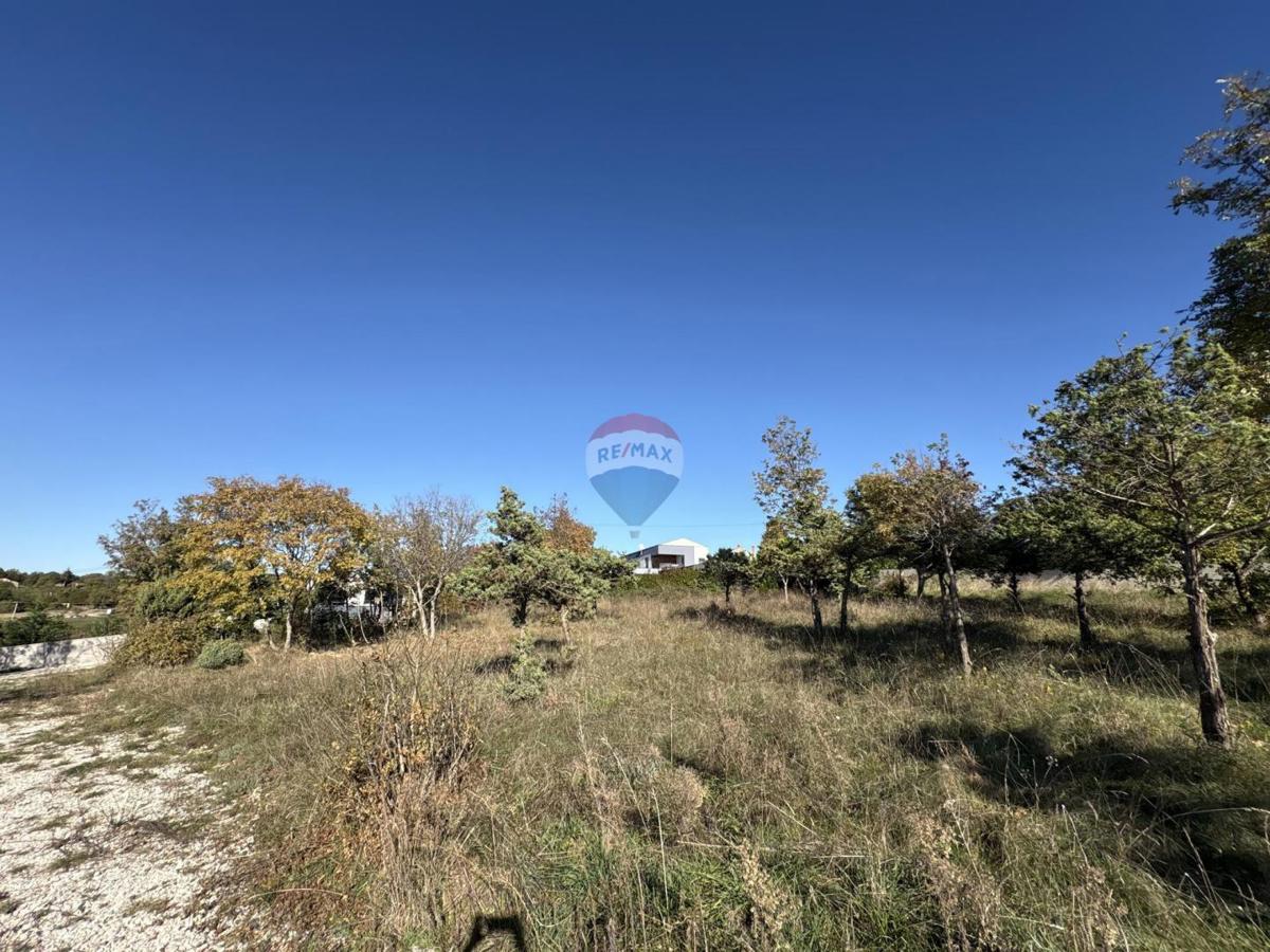 Terreno BARBAN, 188.000 €