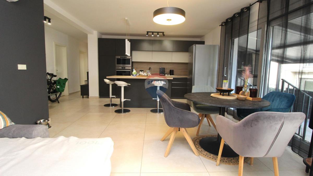 Квартира NOVIGRAD, 299.000 €